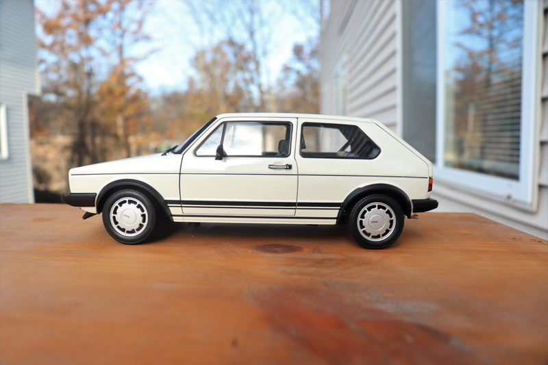 Illustration for article titled Welly 1/18 Golf GTI